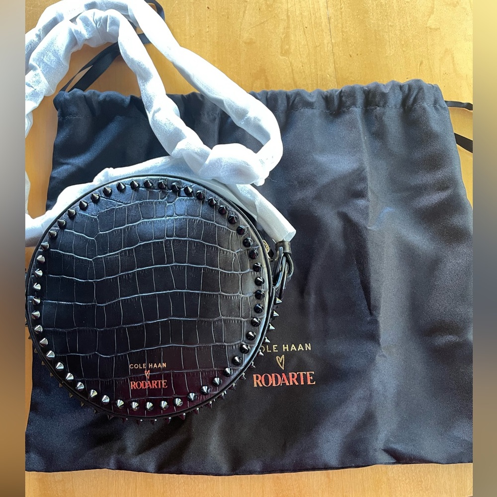 Crossbody bag